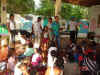 camp_06jugando5.JPG (142903 bytes)