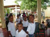 camp_06jugando.JPG (132670 bytes)